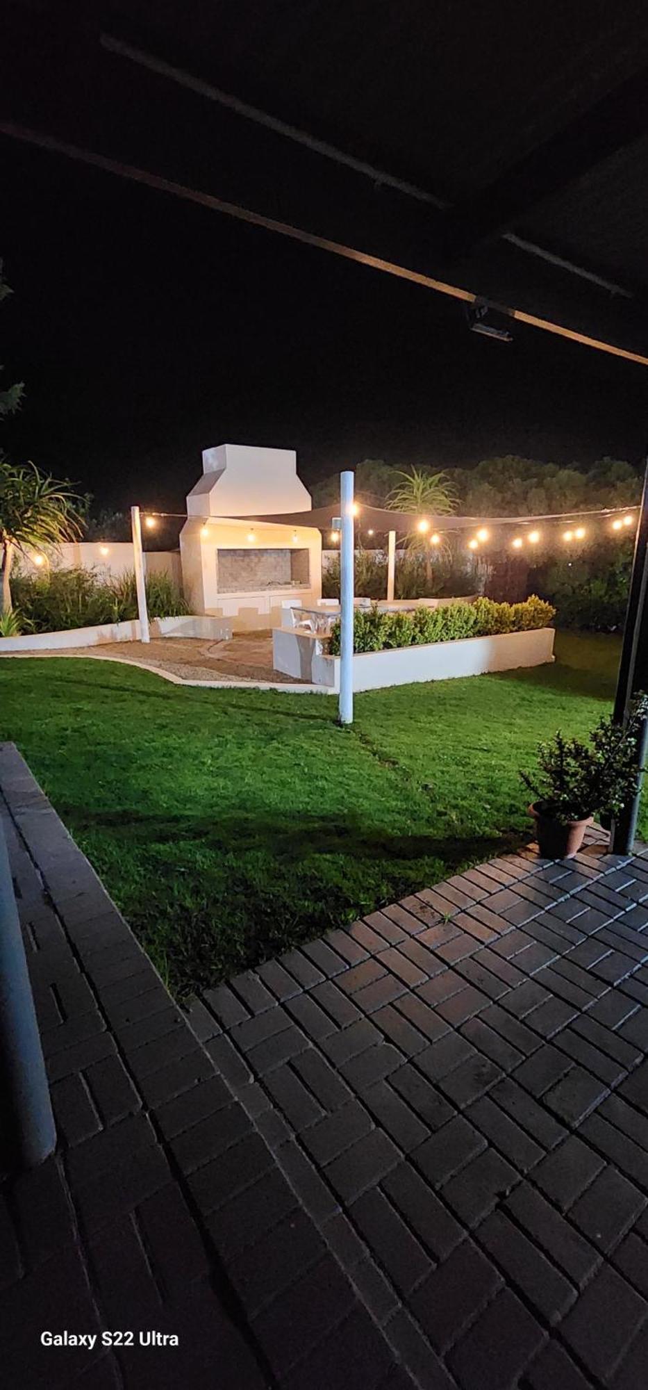לאנגבאן Three Feathers Cottages מראה חיצוני תמונה