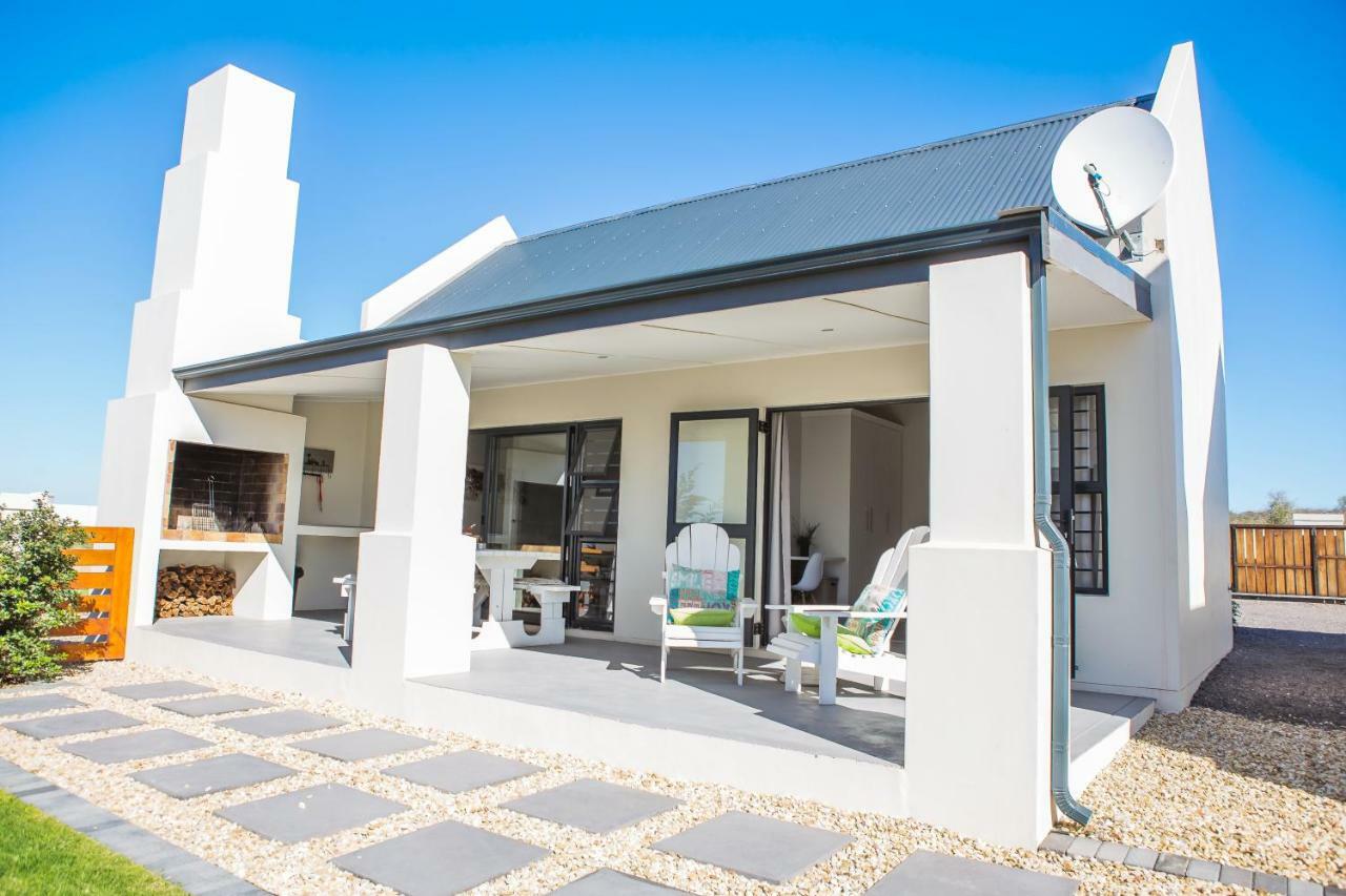 לאנגבאן Three Feathers Cottages מראה חיצוני תמונה