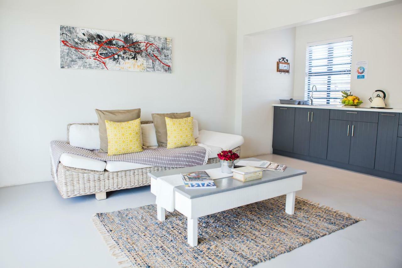 לאנגבאן Three Feathers Cottages מראה חיצוני תמונה