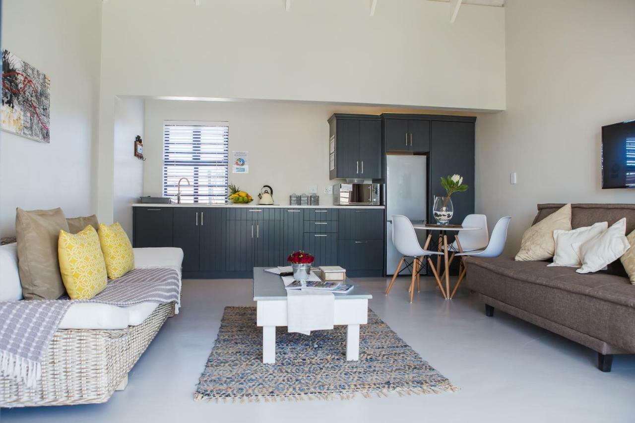 לאנגבאן Three Feathers Cottages מראה חיצוני תמונה